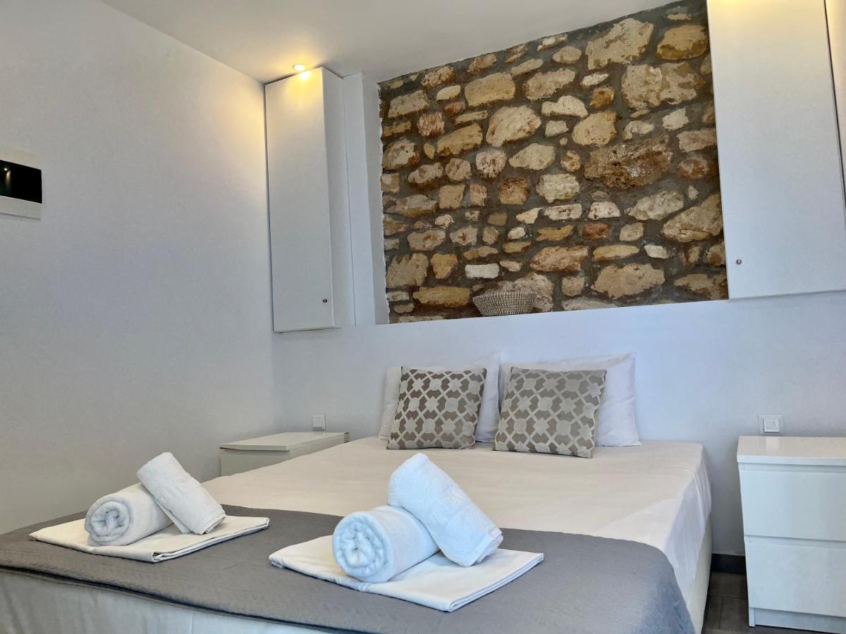 The Beach House - Apartments & Studios (Adults Only) Áfitos Extérieur photo