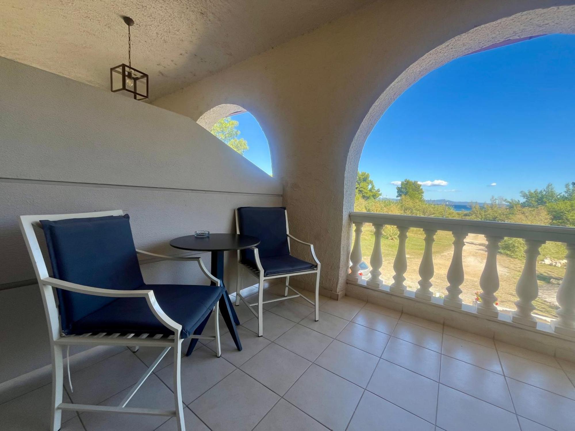 The Beach House - Apartments & Studios (Adults Only) Áfitos Extérieur photo